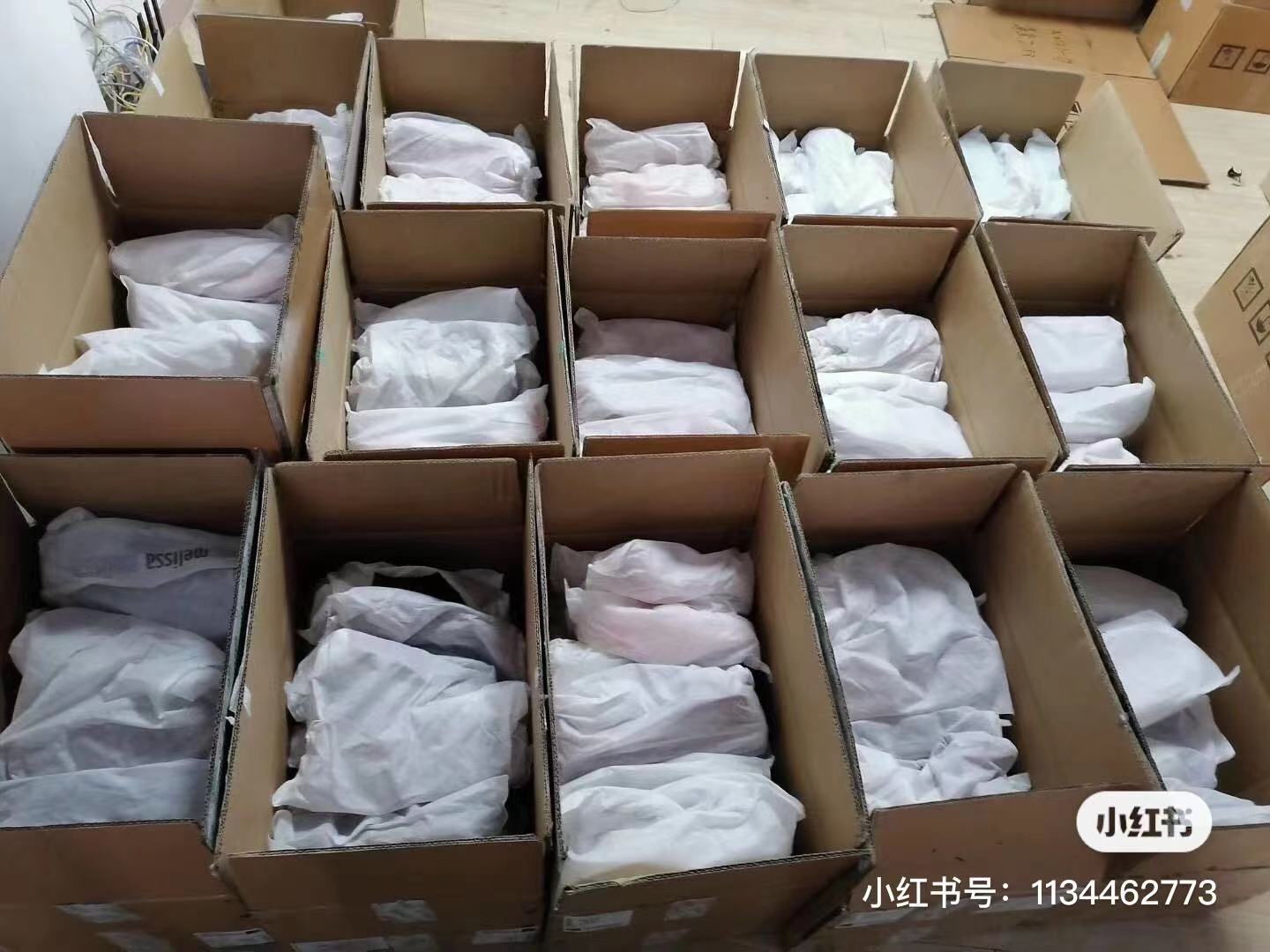 衣服、鞋子、包包、化妆品进口清关大量收货